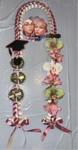 Graduation leis