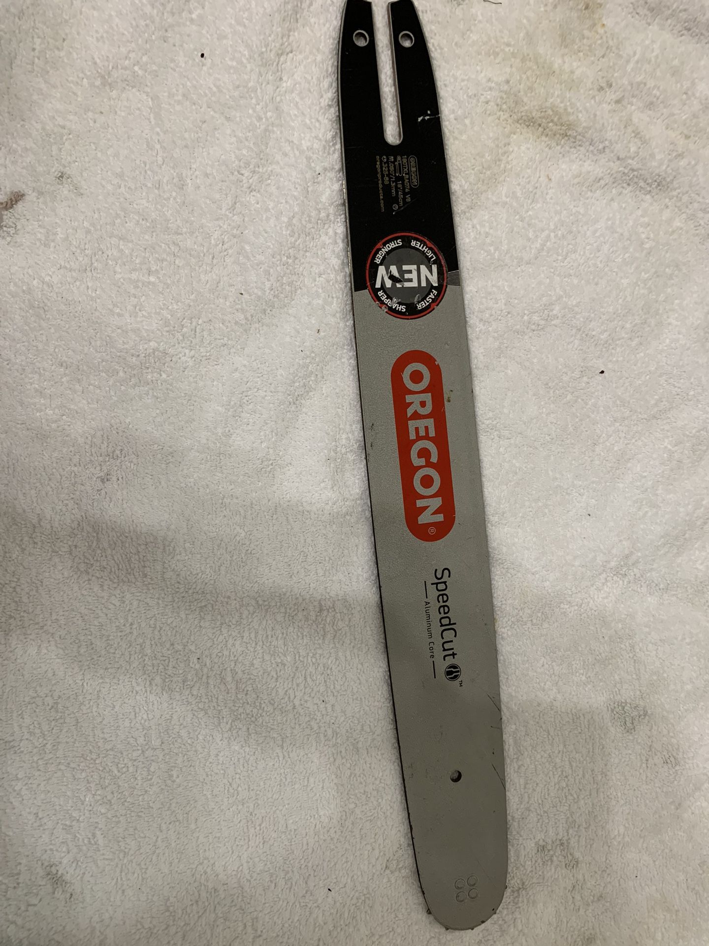Oregon SpeedCut Chainsaw Guide Bar — 18in. Bar Length, Model# 180TXLBK095