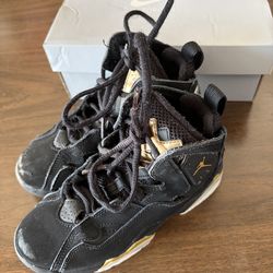 Kids Size 12C Nike Air Jordan True Flight Basketbal Shoes