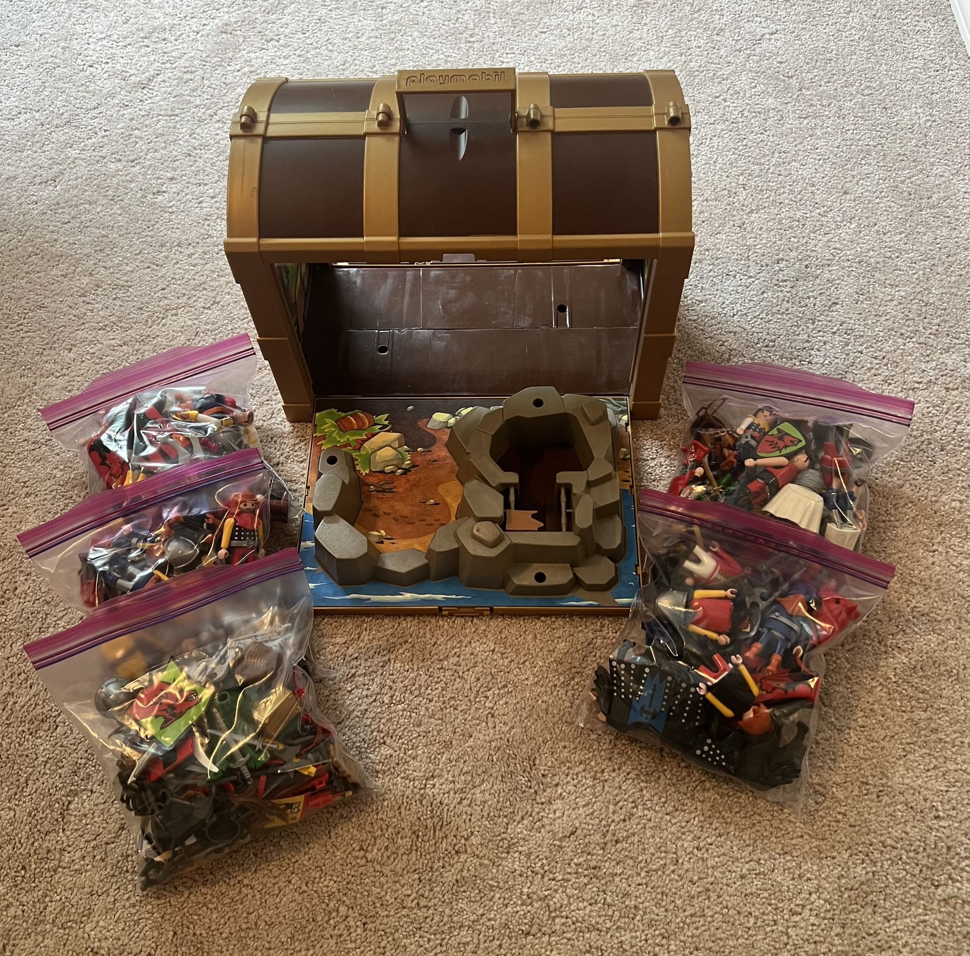 Playmobil Treasure Chest With Pieces