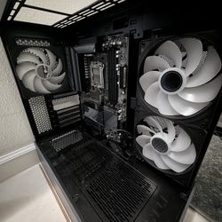 LIAN LI Mid-Tower ATX PC Case -  GIGABYTE B650 GAMING X AX V2 ATX