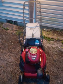 Craftsman Self Propelled Lawnmower