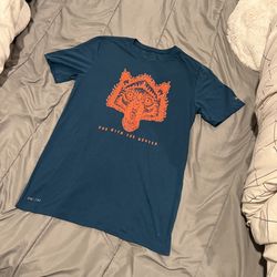 Nike run with the hunter graphic dry fit t shirt in green