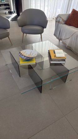 Coffee table - Roche Bobois