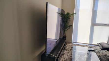 86 Inches LG Smart TV With Chromecast Built-in And Ai Enhancement audio With Voice Control Remote TV