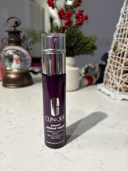 Clinique Smart Clinical Repair™ Wrinkle Correcting Anti-Aging Serum with 1% Retinoid