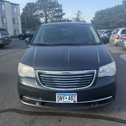 2011 Chrysler Town & Country