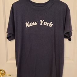 New York Medium T-Shirt Hanes