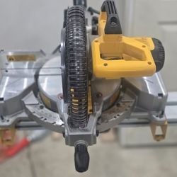 Dewalt 10" Miter Saw 10" DWS 713