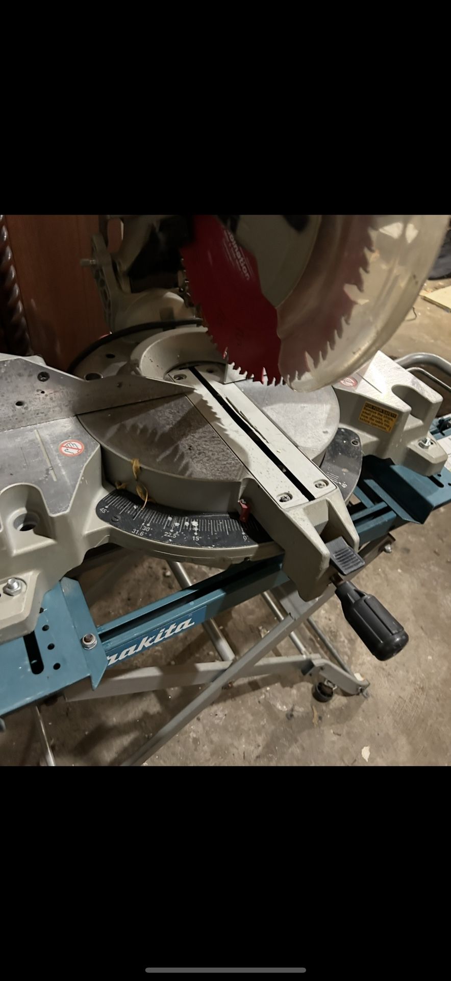 Makita miter With Stand