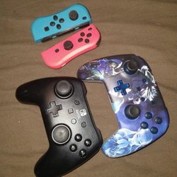 Nintendo Switch Controllers