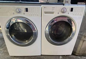 WASHER AND DRYER SET LG FREE SHIPPING AND INSTALLATION