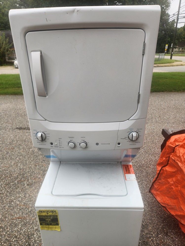 GE Stackable Washer Dryer Set 