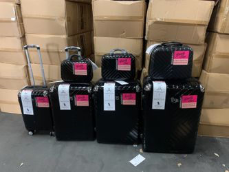 7 Pc Or 4 Pc PC Luggage Set