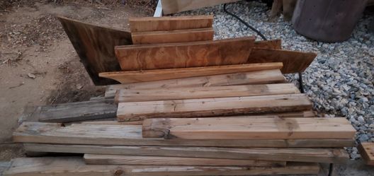 Free scrap wood and pallet