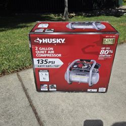 Husky
2 Gal. 135 PSI Portable Electric Oil-Free Quiet Jobsite Air Compressor with Dual Pressure Gauges and 1-Quick Coupler