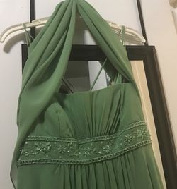 Size 6/8 Prom/Formal dress with shaw
