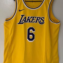 Lakers Jersey XL