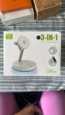 Wireless charger stand for IPhone