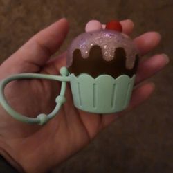 Cupcake Hand Sanitizer Holder