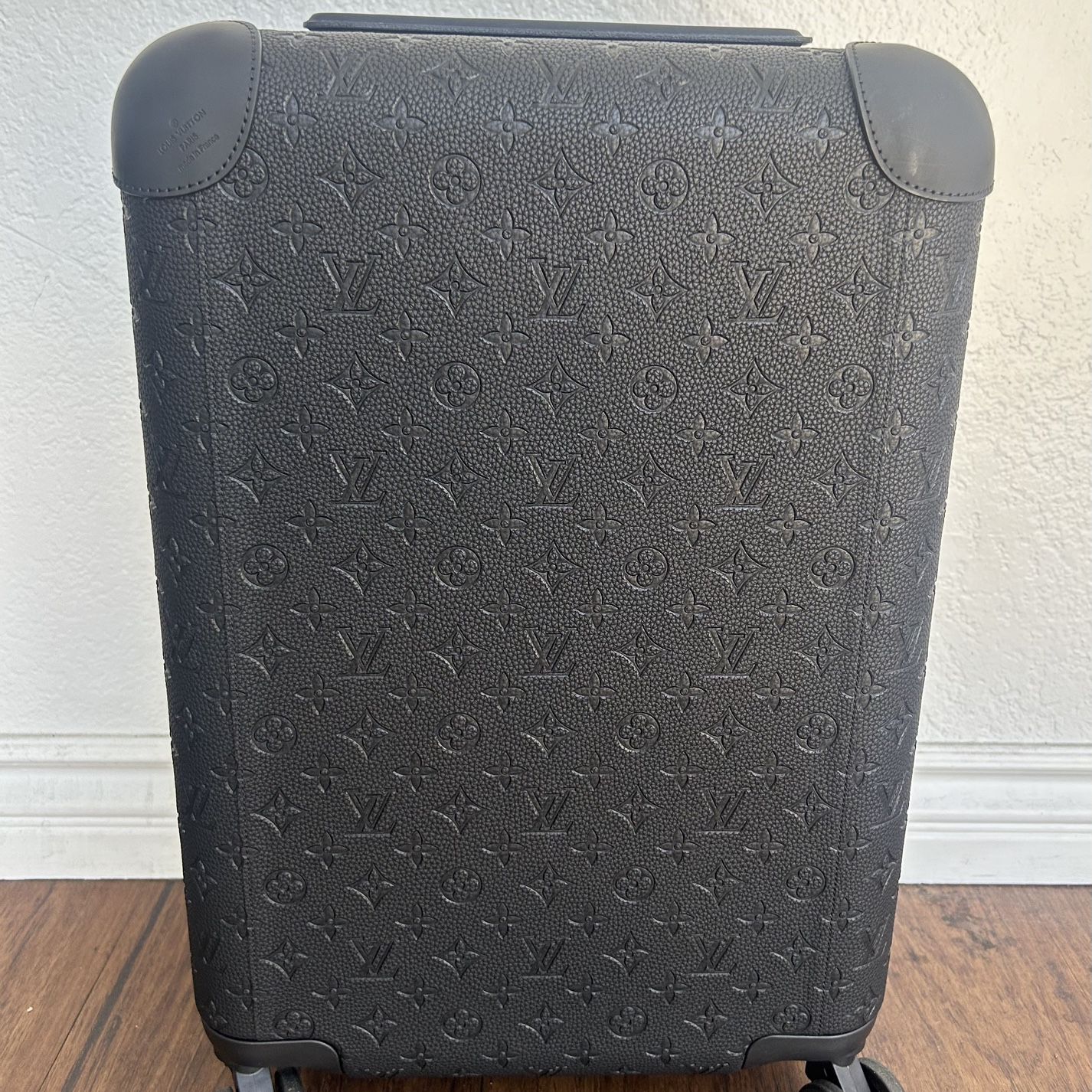 Louis Vuitton Horizon 55 Luggage (serious Inquiries)