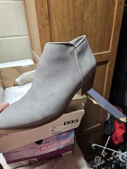 Womens Grey Suede Boots