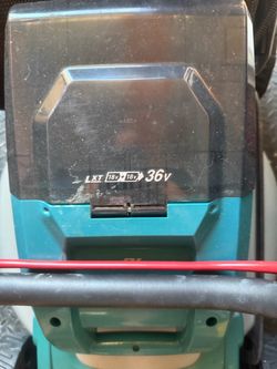 Makita battery power lawnmower