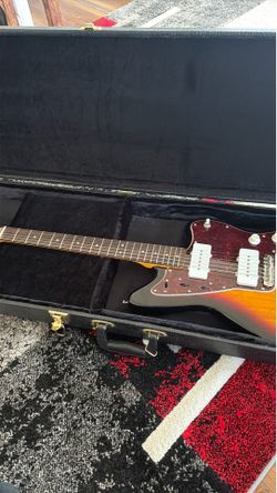 Squire, Jazz master/hard case..mint