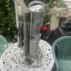 Shark Navigator Swivel Vacuum Cleaner 