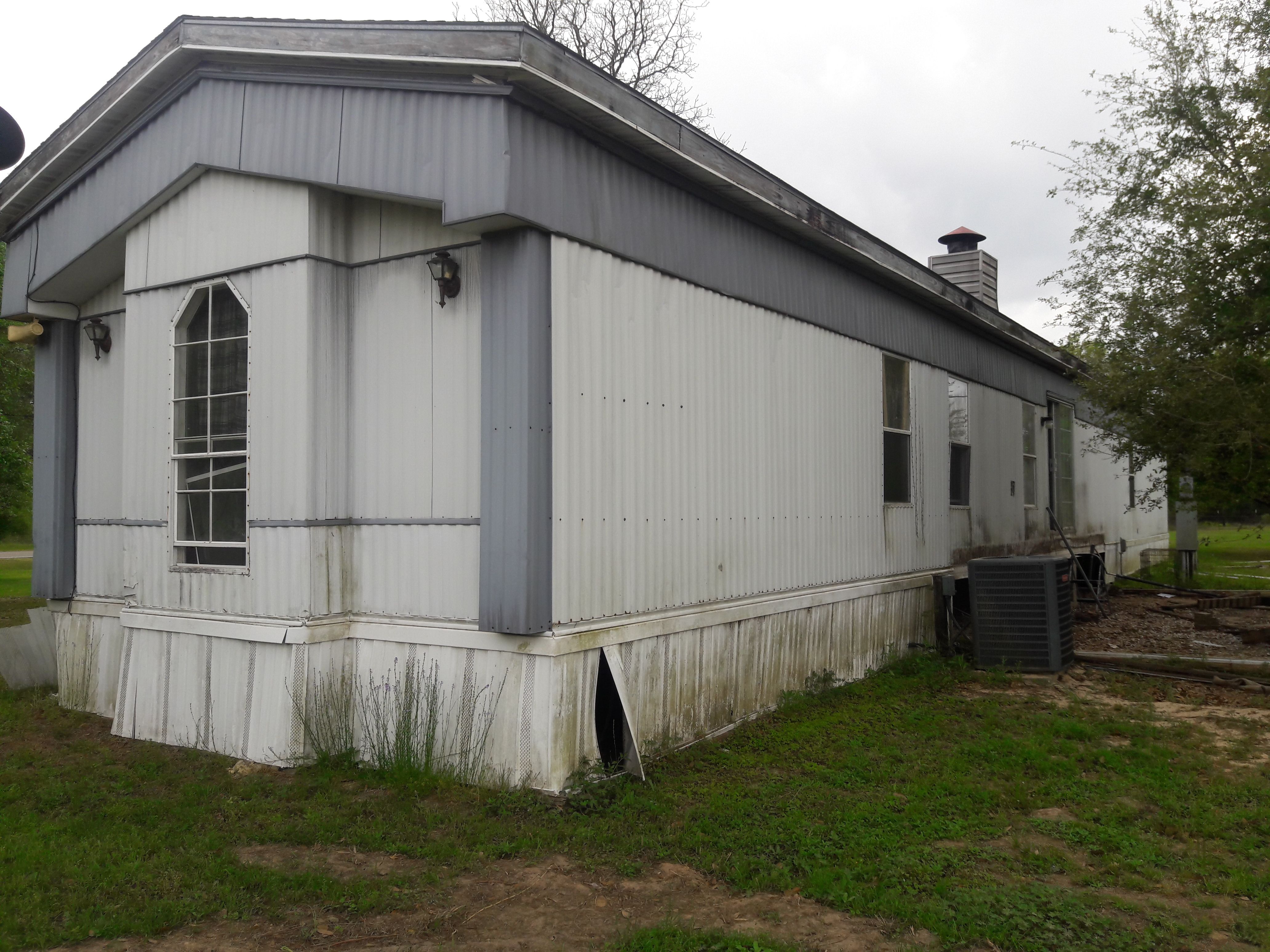 1998 Mobile Home 16x80 Needs Interior Repair For Sale In Houston TX 1998-mobile-home-16x80-needs-interior-repair-for-sale-in-houston-tx