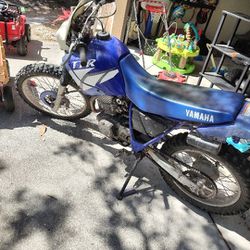 2001 Yamaha 225 TTR