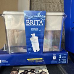 Brand New 18 Cup Brita Water Filtration System w/ 1 Filter 
