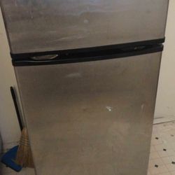 Free Fridge, Pick Up Free