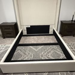 Upholstered Platform Bed frame