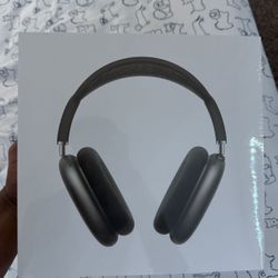 Airpods Max (Brand New) 