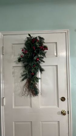 Front Door Christmas Garland