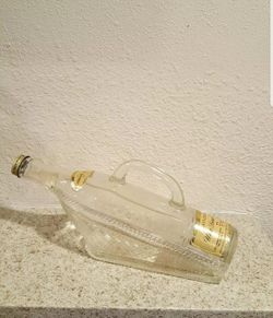Vintage London White Dinner Wine Clear Glass Bottle