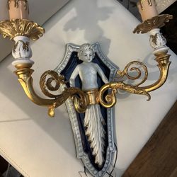 2 Beautiful Wall Sconces Like New