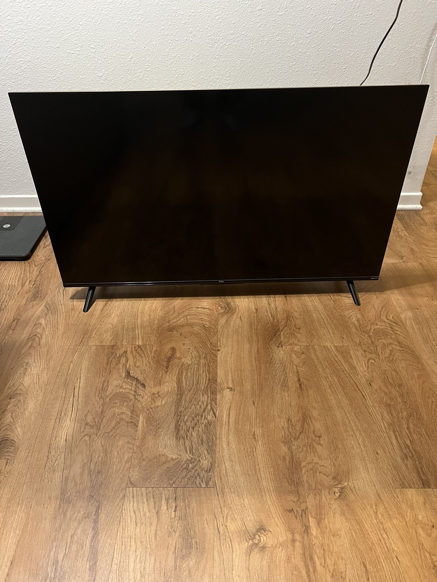 TCL 43 Inch 4K HDR Smart TV Roku
