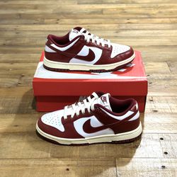 Nike Dunk Low Vintage Red