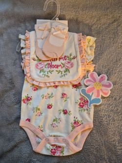 NEW! Baby Girl, Romper, Bib and Socks, Size 3-6 months