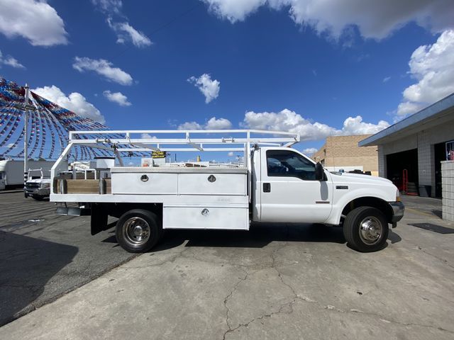 2004 Ford F450 Super Duty Regular Cab & Chassis
