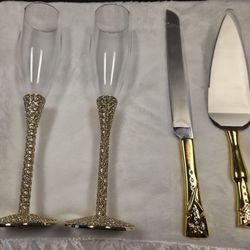 Wedding set.  Glasses and cake server