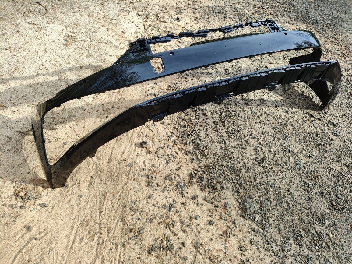 Brand New 2025 Kia K5 OEM Front Bumper Was A Brand New Paint Job