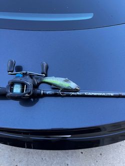 Johnny Morris Carbonlite Baitcasting Rod (medium, fast action)￼