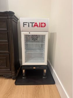 Small refrigerator