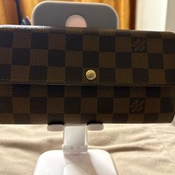 Louis Vuitton Damier Wallet