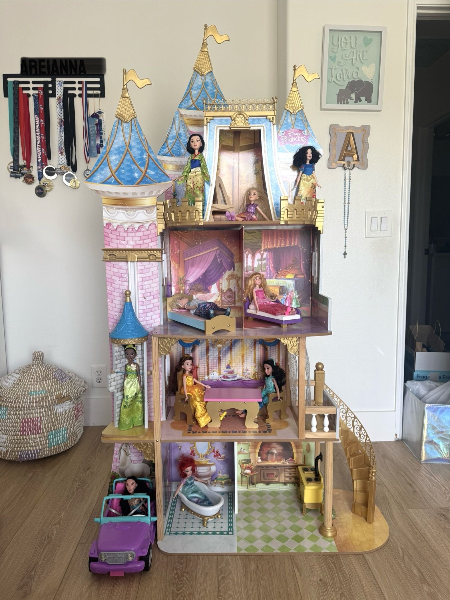 Disney Princess Castle & Dolls