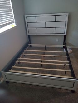 Beautiful bedfame