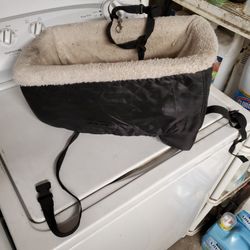 Center Counsel Dog Safety Seat